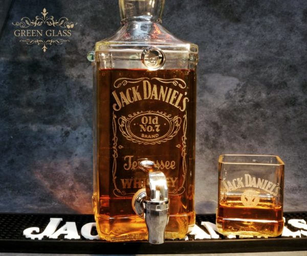 Expendedora de Whisky Jack Daniels